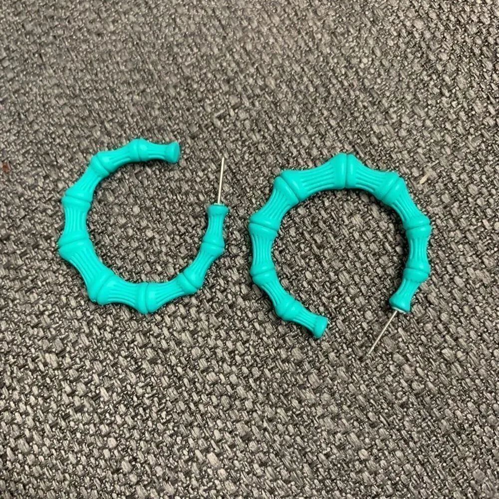 Colored Bamboo Hoops - Picture 2 of 3